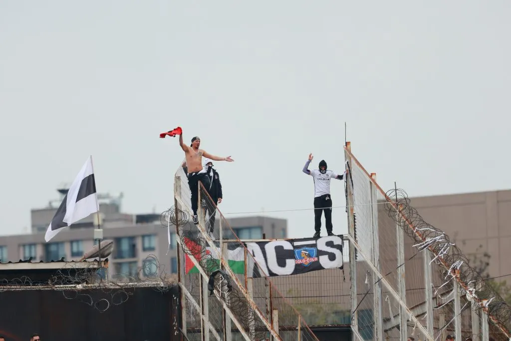 El pasado domingo se vivió una tragedia en el Estadio Monumental luego de que un hincha falleciera tras caer del techo.