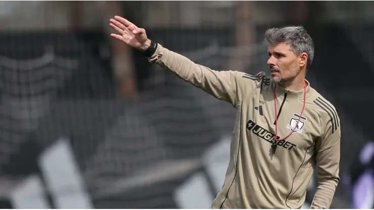 La baja que tendrá Fernando Ortiz en Colo Colo para su debut en la Liga de Primera.