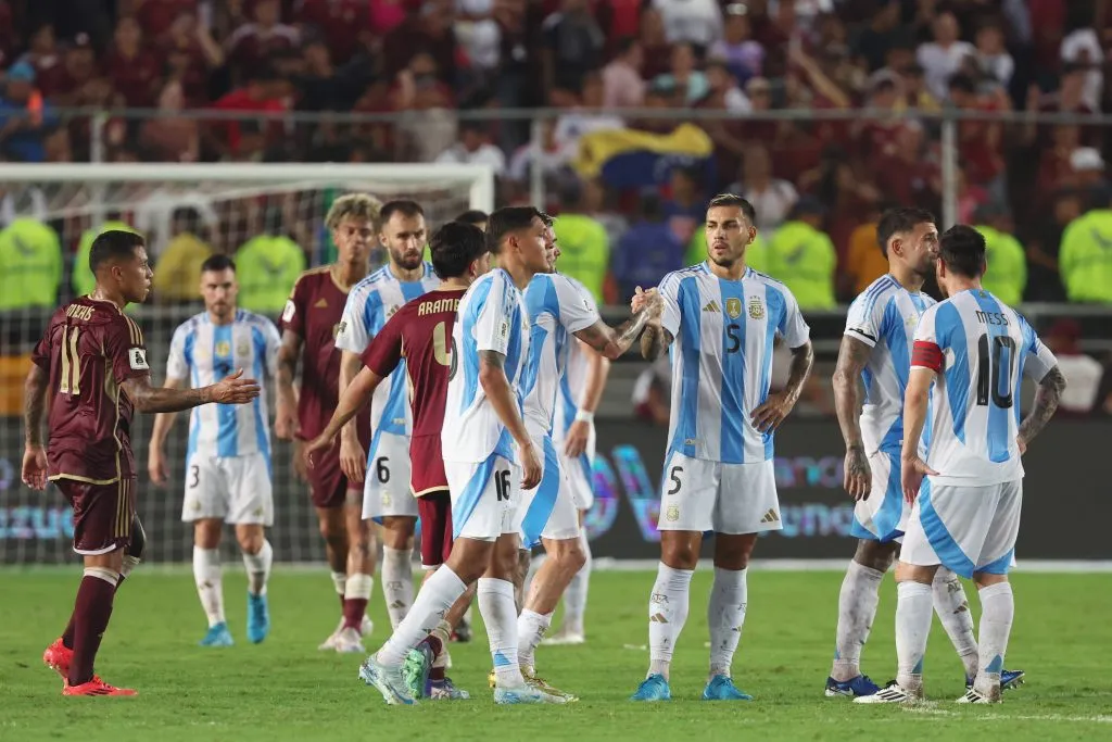 Argentina y Venezuela enfrentándose en Maturín. (Foto: Getty Images)