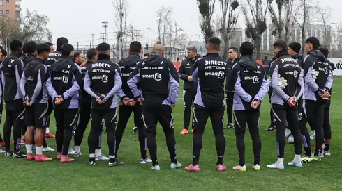 Fernando Ortiz busca participación de los jóvenes en Colo Colo. | Imagen: Colo Colo.