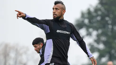 Los goles de Colo Colo en su amistoso de entrenamiento.