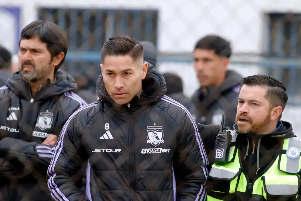 Óscar Opazo será baja en Colo Colo durante un par de meses. Imagen: Jorge Loyola/Photosport