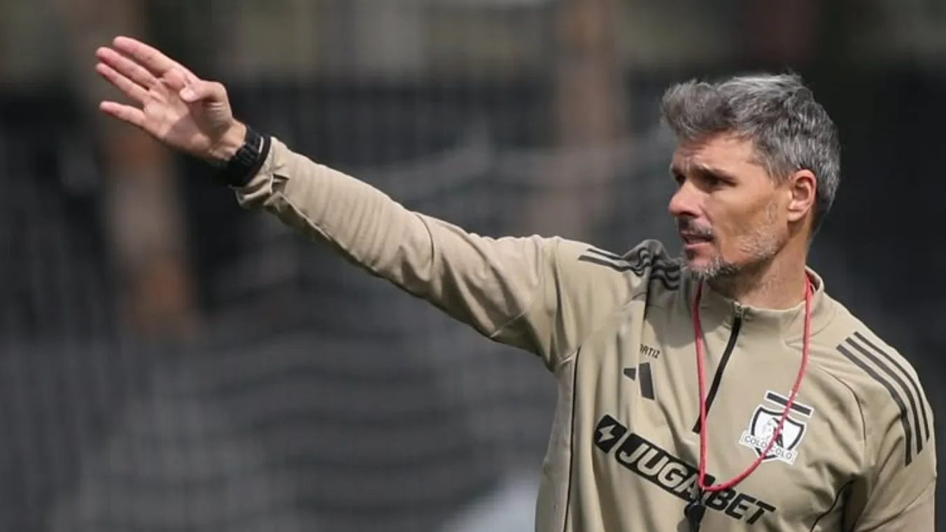 En Colo Colo revelan cómo se gesto la llegada de Fernando Ortiz tras la salida de Almirón.