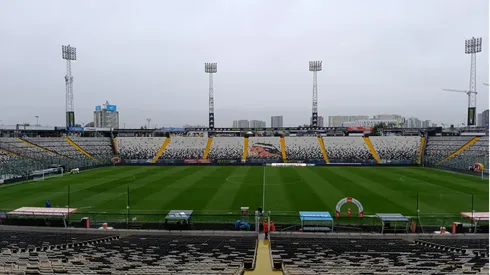 Así está la cancha del Monumental para Colo Colo vs Iquique por la lluvia.