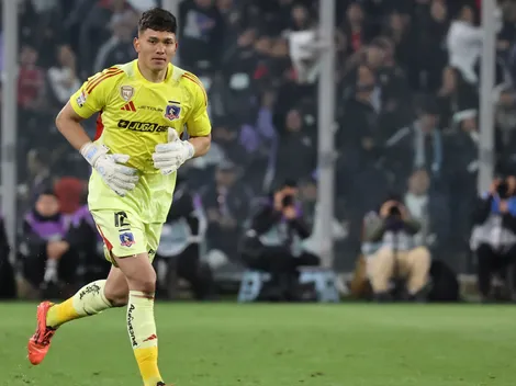 Fotos, aplausos y elogios: El debut de Villanueva en Colo Colo