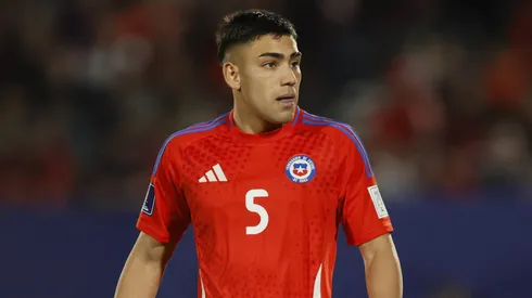 Nicolás Suárez fue titular en el debut de la Roja en el Mundial Sub 20.