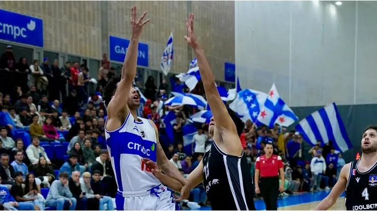El gran momento que vivió el básquetbol entre Colo Colo y la UC.