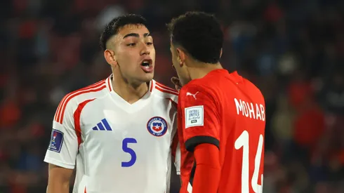 El jugador de Colo Colo cierra filas con Nicolás Córdova tras la clasificación a octavos de final del Mundial Sub 20, gracias a un inesperado criterio de la FIFA.