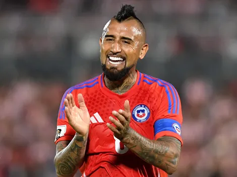 Arturo Vidal repasa a Nicolás Córdova y le baja el pulgar a Pellegrini en la Roja