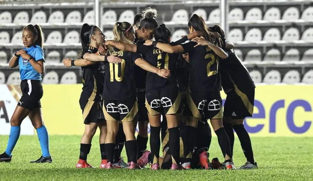 Las Albas vencieron a Sao Paulo y son líderes de su grupo.