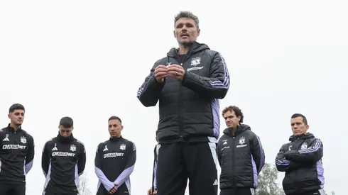 Fernando Ortiz revela su esquema ideal en Colo Colo y un viaje que abrió nuevas experiencias.