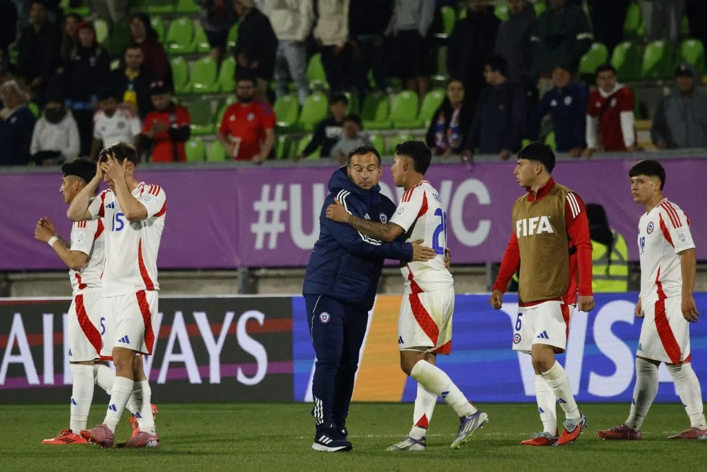 La Roja cayó goleada por 4 a 1 frente a los aztecas y se despidió del Mundial Sub 20. 