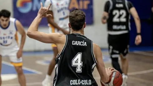 Es hincha de Peñarol pero ya siente lo que se vive en Colo Coloen su estadía en la rama de básquetbol.
