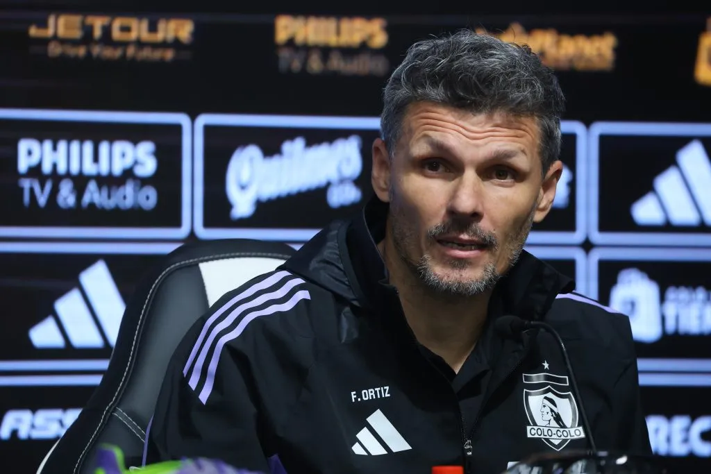 Fernando Ortiz defendió a Eduardo Villanueva | Foto: Photosport