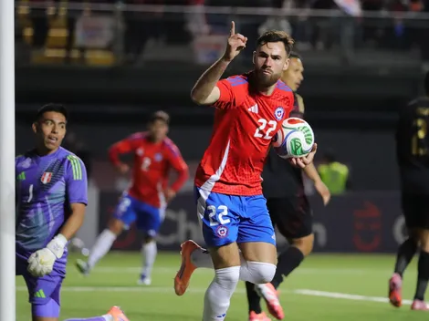 Chile vuelve a los abrazos con triunfo en la agonía sobre Perú