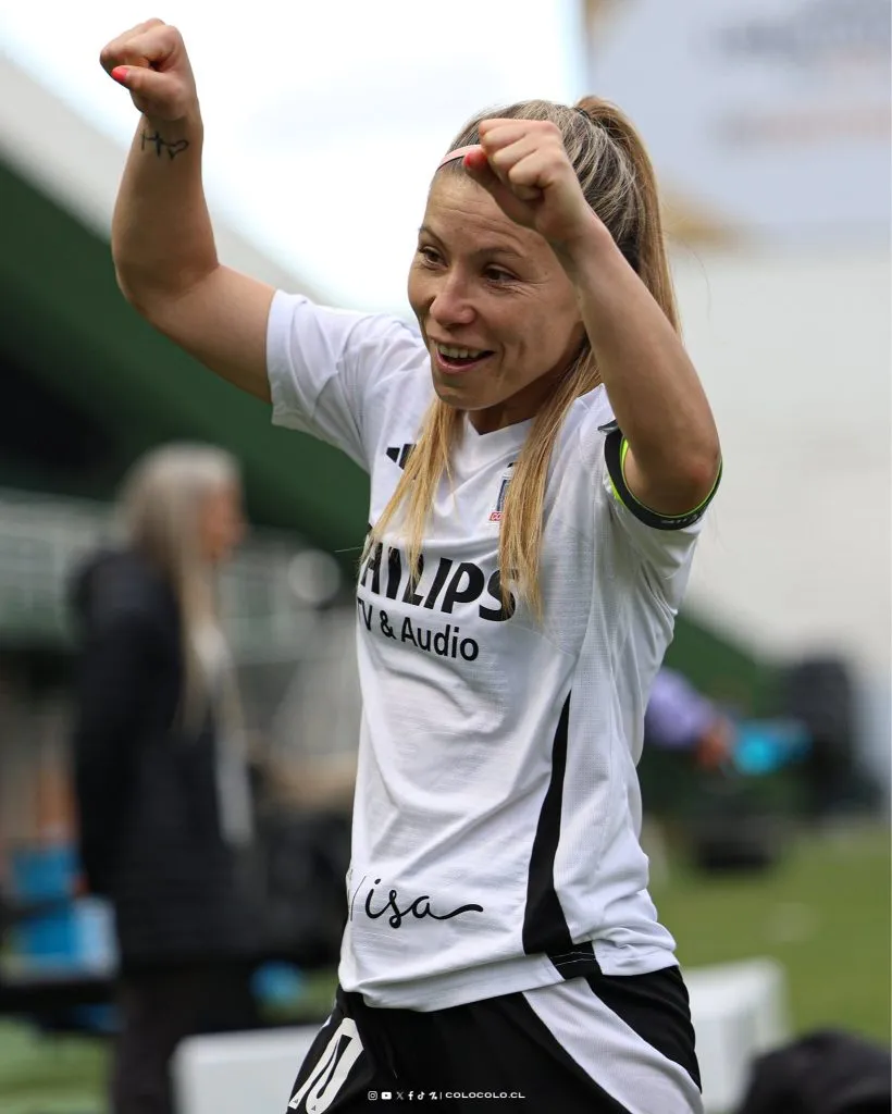 Yanara Aedo celebra la clasificación de Colo Colo en la Copa Libertadores Femenina. Imagen: Colo Colo Oficial