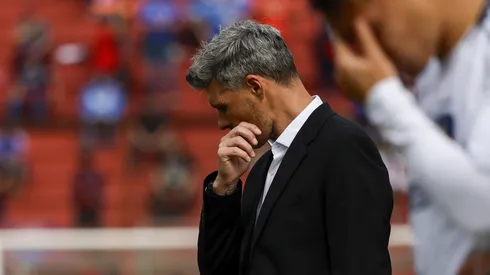 Fernando Ortiz recibe una mala noticia de cara al duelo de Colo Colo ante Coquimbo Unido por la Liga de Priemra.