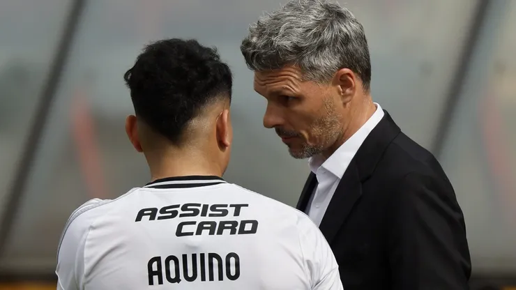 Fernando Ortiz explica el cambio de posición de Claudio Aquino en Colo Colo.