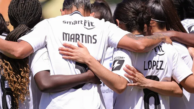 El plantel de Colo Colo ya se juramentó de cara a lo que queda de Liga Femenina.