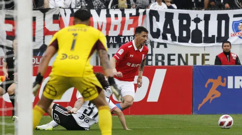 Fernando Zampedri revela que un exjugador de Colo Colo lo complicó en el fútbol chileno.