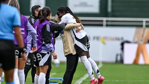 Dos jugadoras de Colo Colo Femenino en el once ideal de Copa Libertadores 2025.