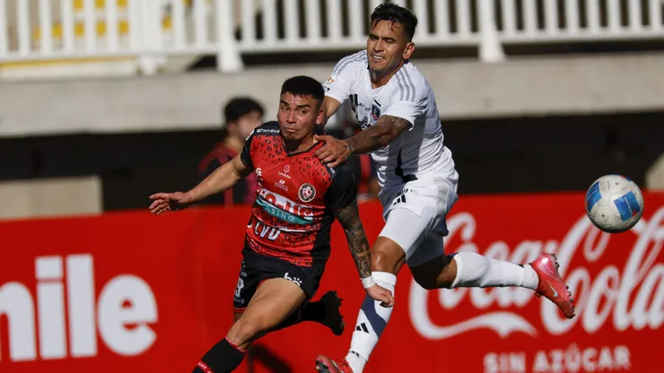 Daniel Castro envía advertencia a Colo Colo.