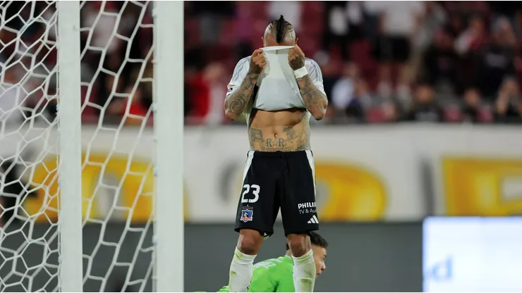 Colo Colo deja escapar el triunfo y se lo empatan en la agonía.