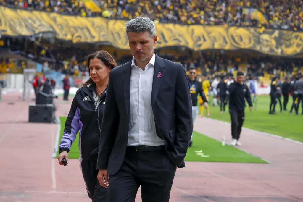 Fernando Ortiz defiende el trabajo que ha hecho en Colo Colo. Imagen: Pepe Alvujar/Photosport
