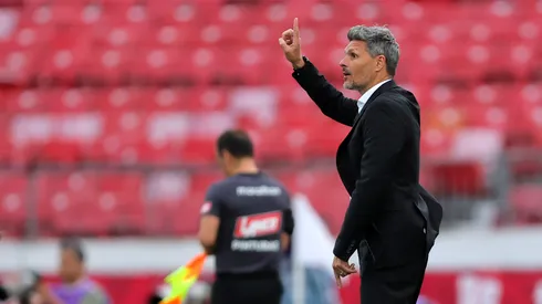 Tras empatar con Limache: Fernando Ortiz sale en defensa de su trabajo en Colo Colo.