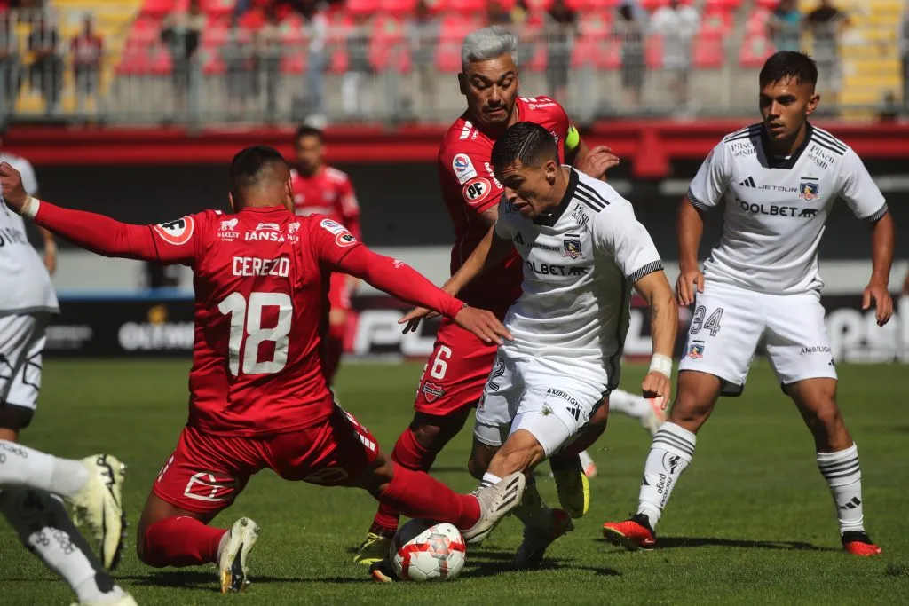 Partido de Ñublense vs Colo Colo tendrá hinchas albos en Chillán | Foto: Photosport