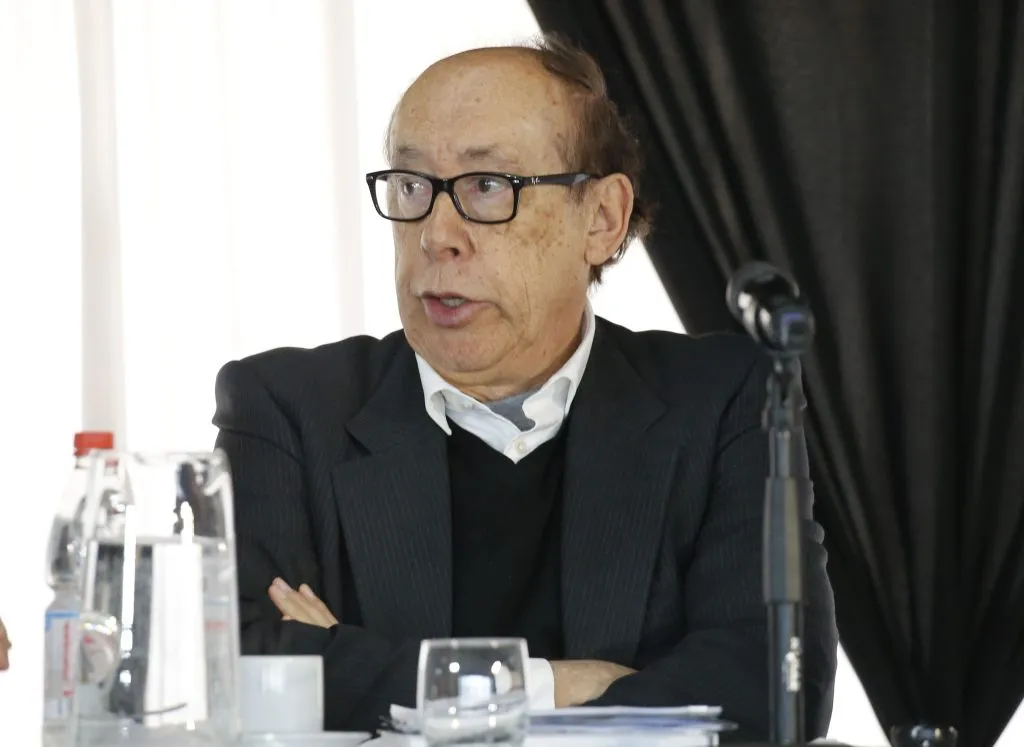 Alfredo Stohwing volvió a pegarle a Aníbal Mosa por el pésimo 2025 que ha tenido el Cacique. 