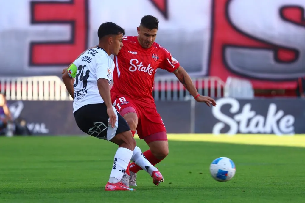 Colo Colo viene de ganar ante Ñublense por la Liga de Primera, pero antes frente a Deportes Limache ocurrieron algunos problemas fuera de la cancha. Foto: Eduardo Fortes/Photosport