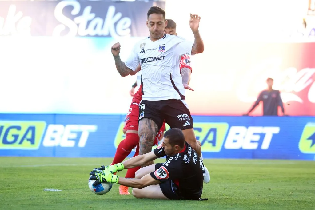 Javier Correa se generó varias situaciones de gol ante Ñublense, fallando incluso oportunidades increíbles. Foto: Eduardo Fortes/Photosport