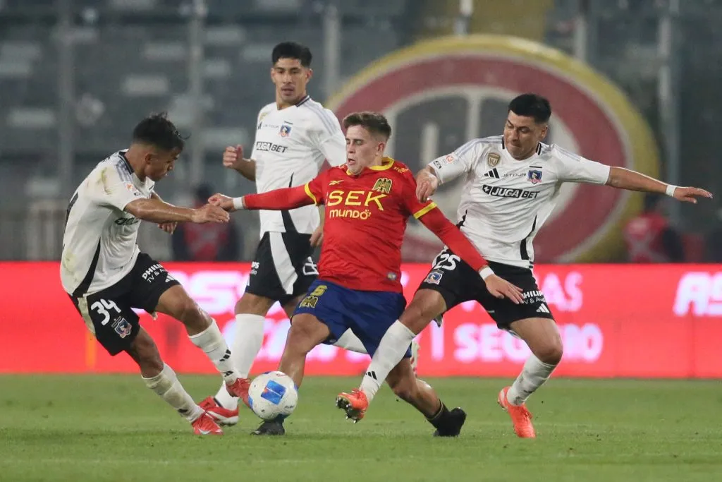 Colo Colo y Unión Española se verán las caras en Santa Laura posiblemente con público visita. Imagen: Dragomir Yankovic/Photosport