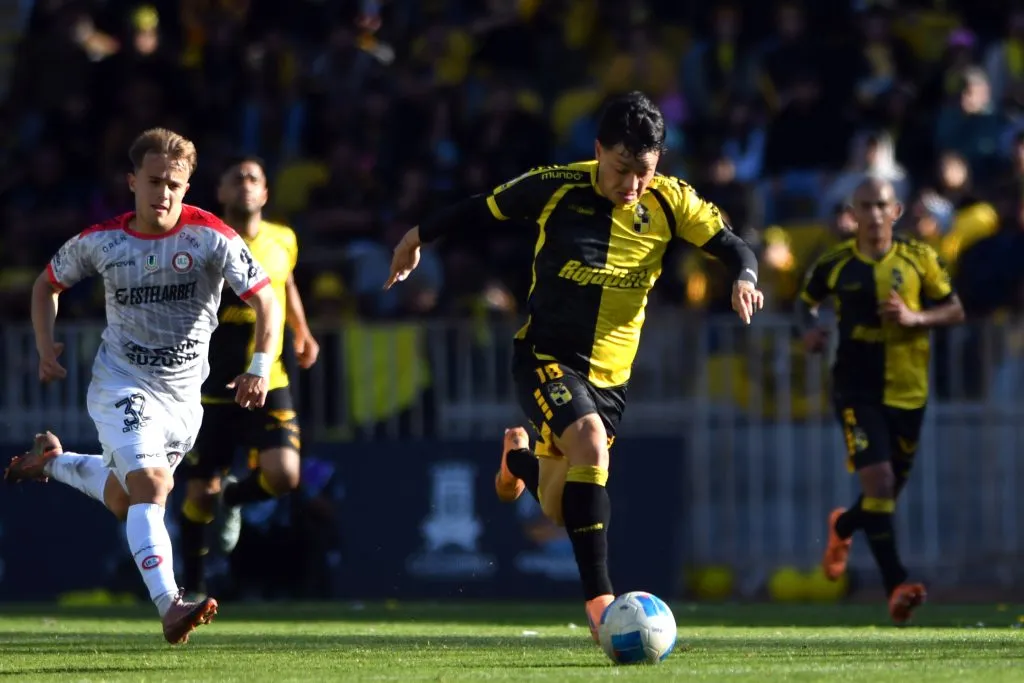 Cristián Zavala terminó siendo pieza importante en la obtención del título de la Liga de Primera del Barbón. 