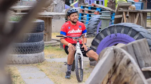 Ha sido campeón en Chile y en Sudamérica, ahora buscará poner el escudo de Colo Colo bien en alto en Medio Oriente.