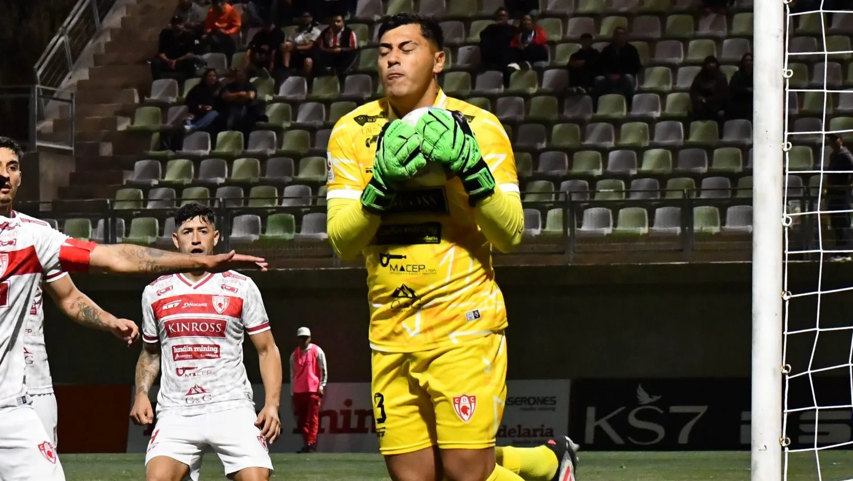 Julio Fierro debe volver a Colo Colo.