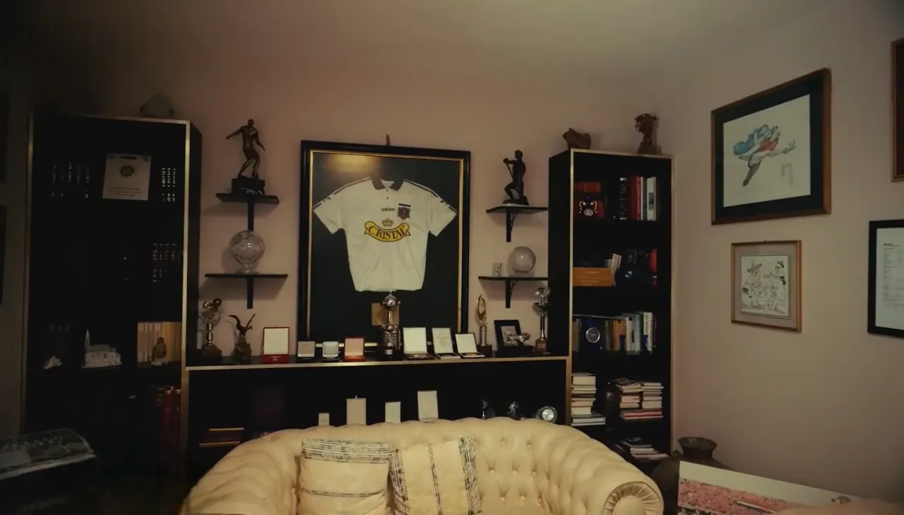 Museo de Colo Colo en la casa de don Mirko Jozic. (Foto: T13)