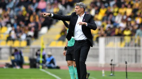 ¿Continuará? Blanco y Negro proyecta el futuro de Fernando Ortiz en Colo Colo