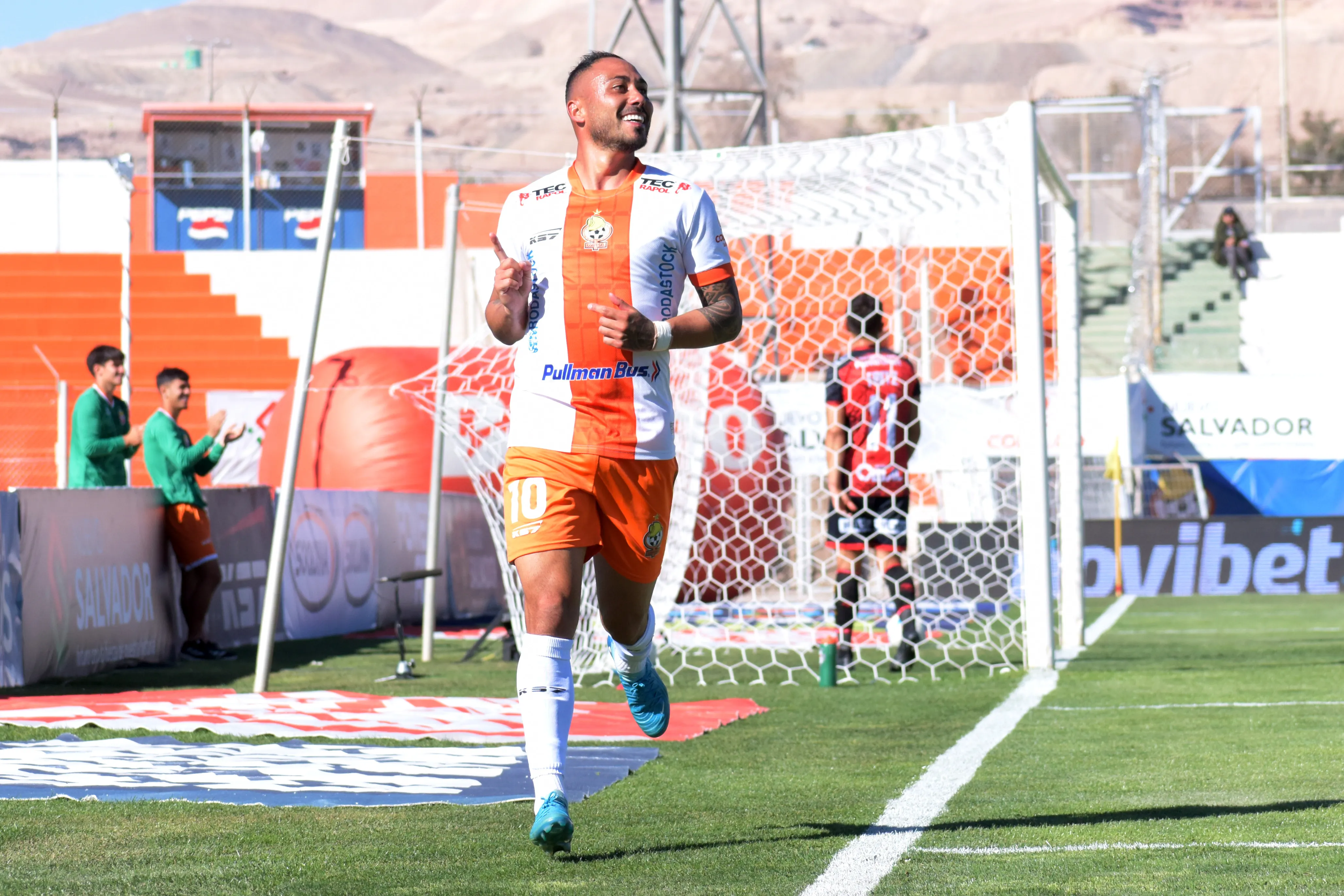 Colo Colo visitará a Cobresal en El Salvador | Foto: Photosport