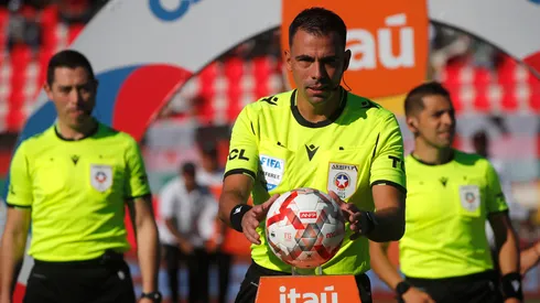 Los árbitros designados para el partido de Colo Colo vs Cobresal por la Liga de Primera.