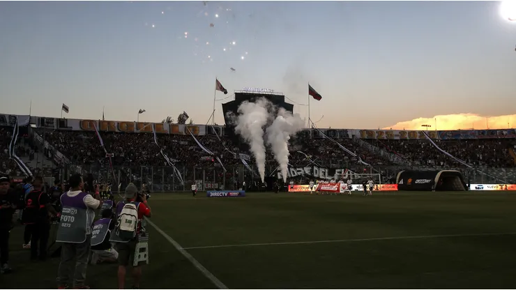 Hinchas de Colo Colo agotan las entradas para el partido con Audax.