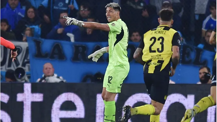 El duro traspié que sufrió Brayan Cortés en Peñarol.