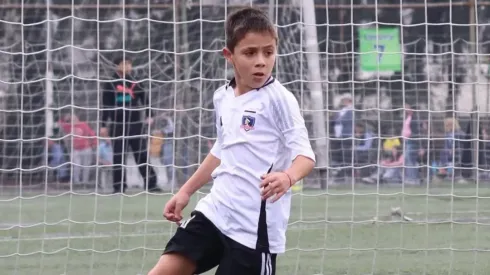 La promesa de Colo Colo que es seguido por grande de Argentina: lo apodan Messi chileno.