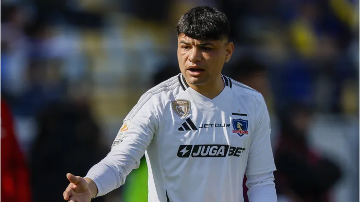 Claudio Aquino es objeto de cuestionamientos por su rendimiento en Colo Colo.