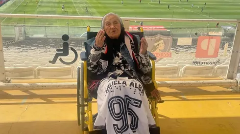 La Abuela Alba se hizo viral al seguir los partidos de Colo Colo.