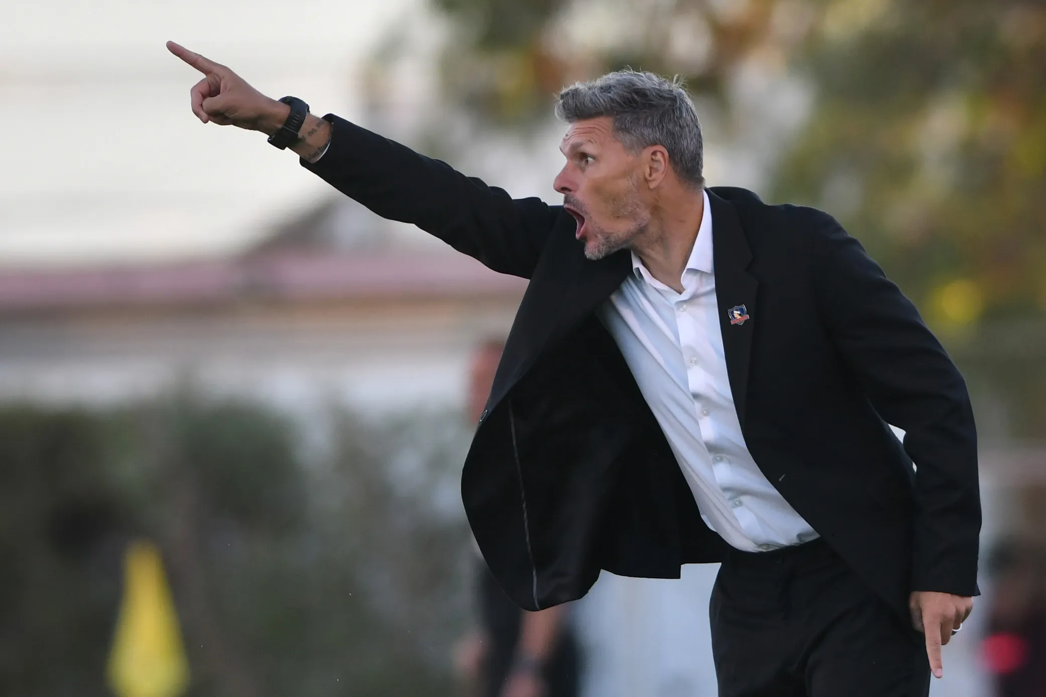 Fernando Ortiz empieza a tomar decisiones en Colo Colo para el 2026. Imagen: Alejandro Pizarro/Photosport