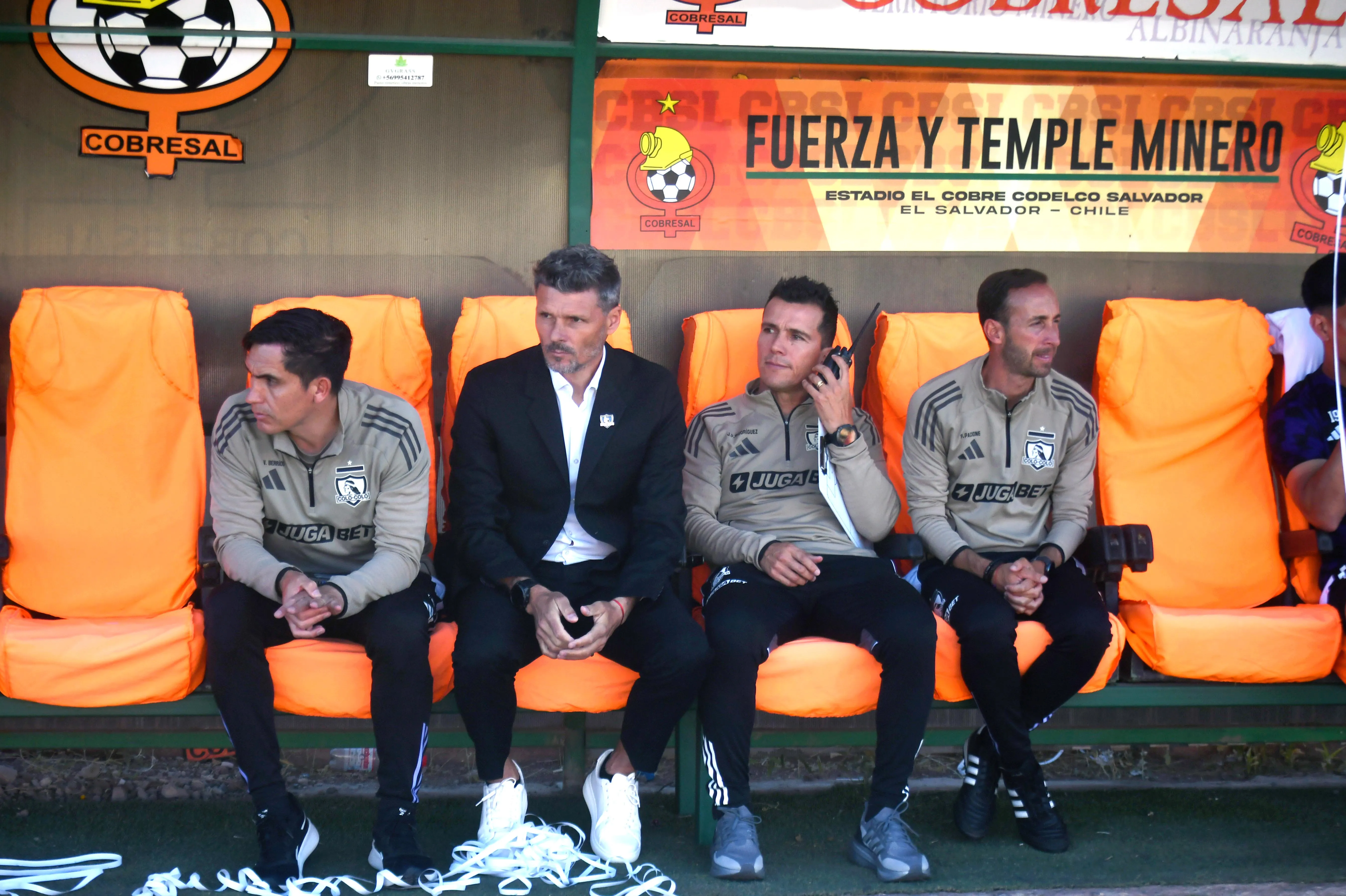 Fernando Ortiz defiende su trabajo en Colo Colo.Imagen: Alejandro Pizarro/Photosport