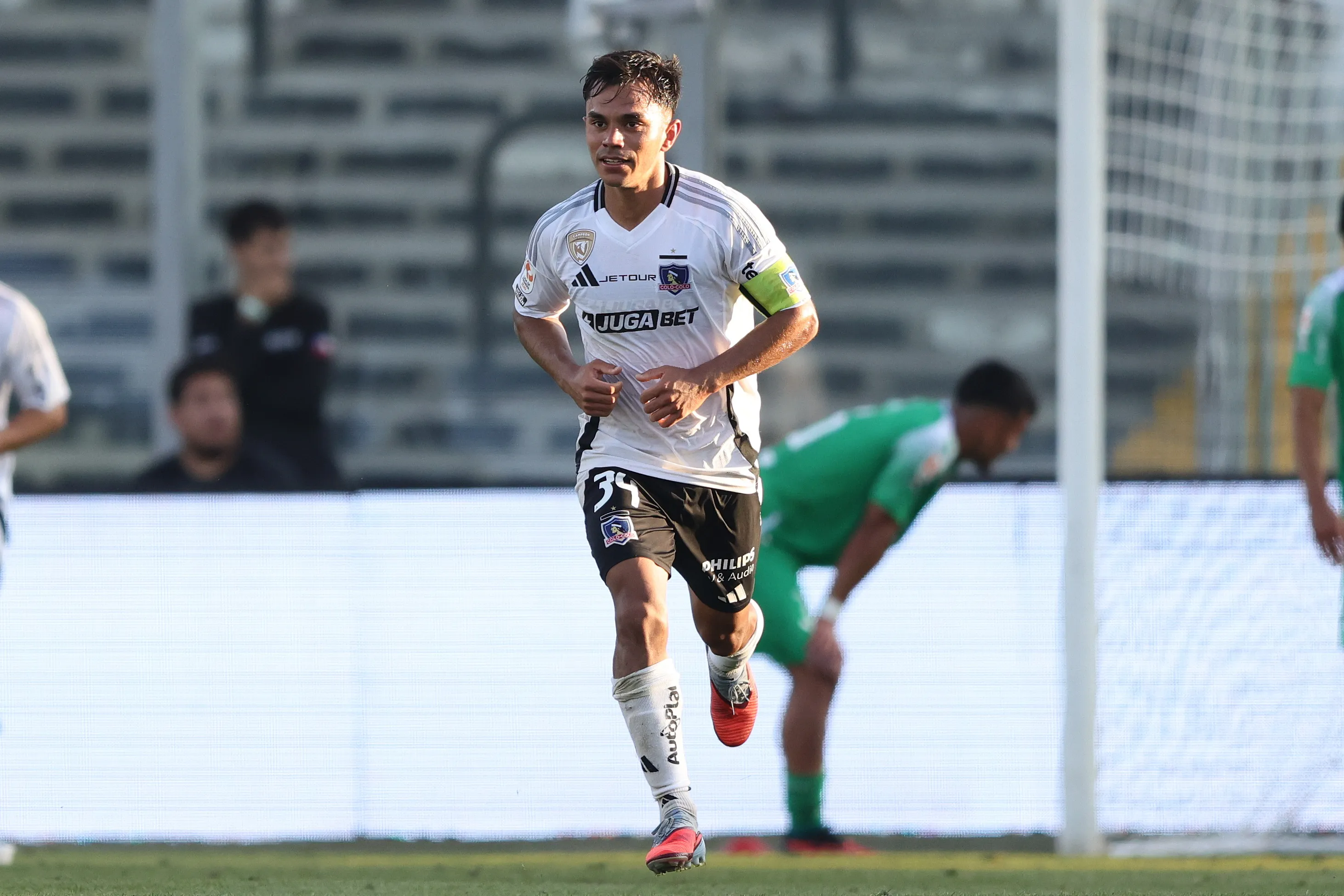 Vicente Pizarro anotó el descuento de Colo Colo ante Audax. Imagen: Felipe Zanca/Photosport