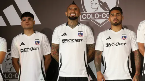 Los detalles de la indumentaria de Colo Colo en 2026.
